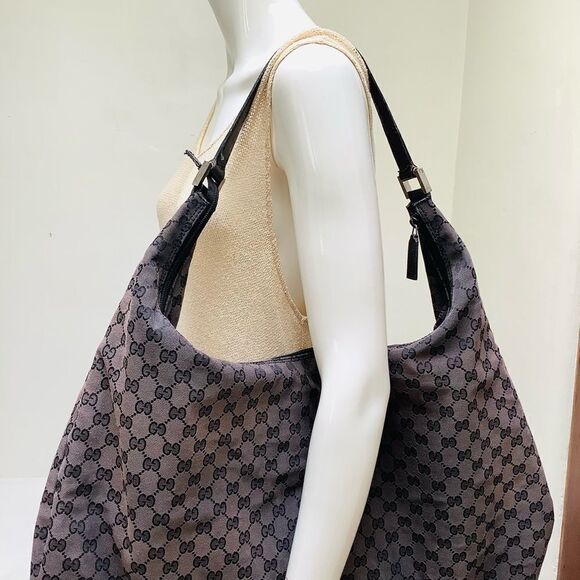 EXTRA LARGE GUCCI TOTE BAG RARE COLLECTIBLE - Picture 1 of 14